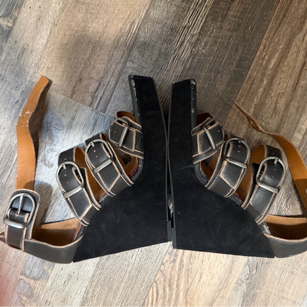Lucky Brand Black and Brown Wedges with Strap Details